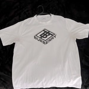 Burberry T-shirt